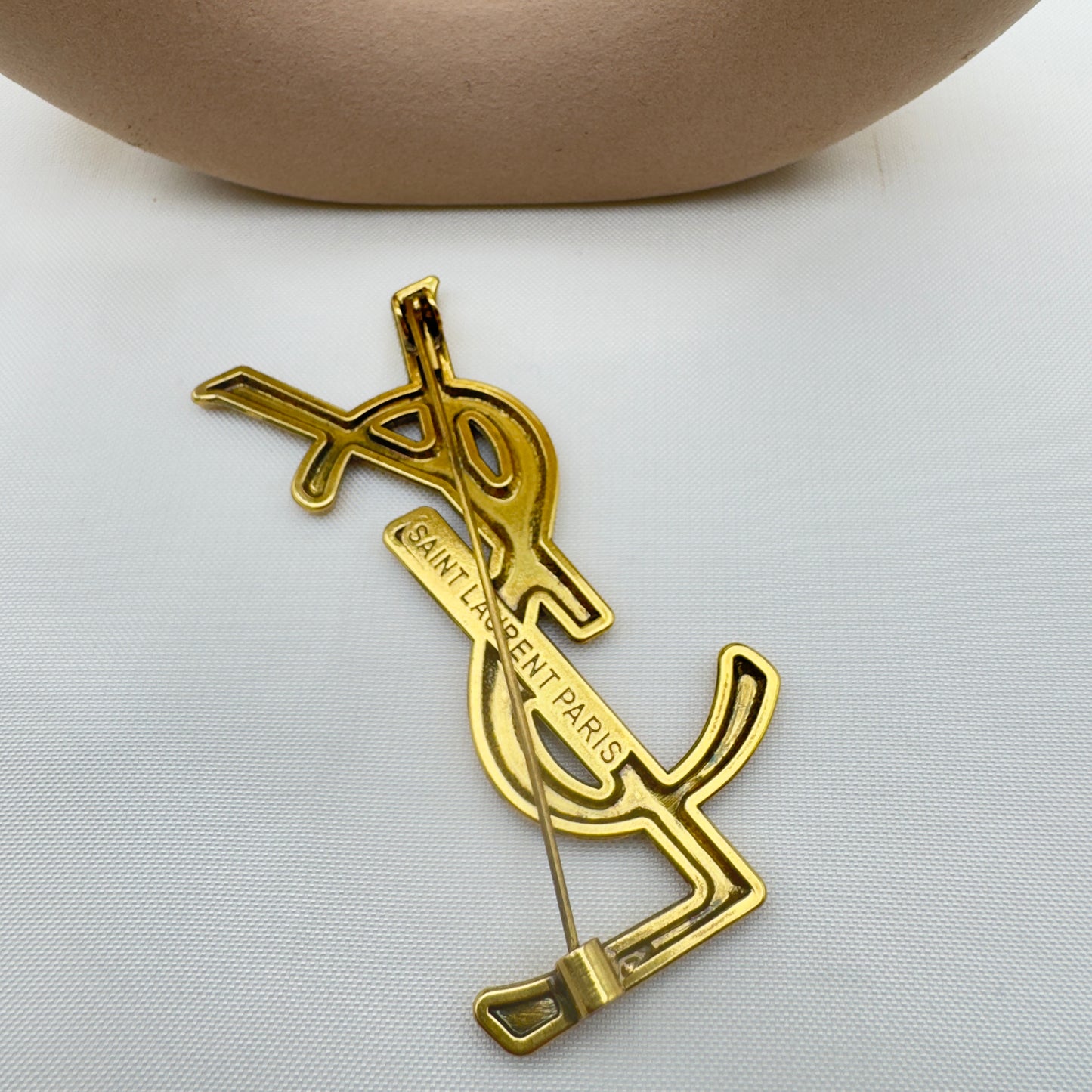 Spilla YSL Iconica – Oro