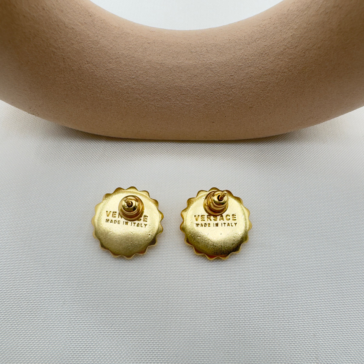 Orecchini Medusa Iconic Gold