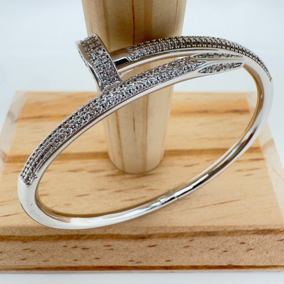 Bracciale Chiodo Zirconi