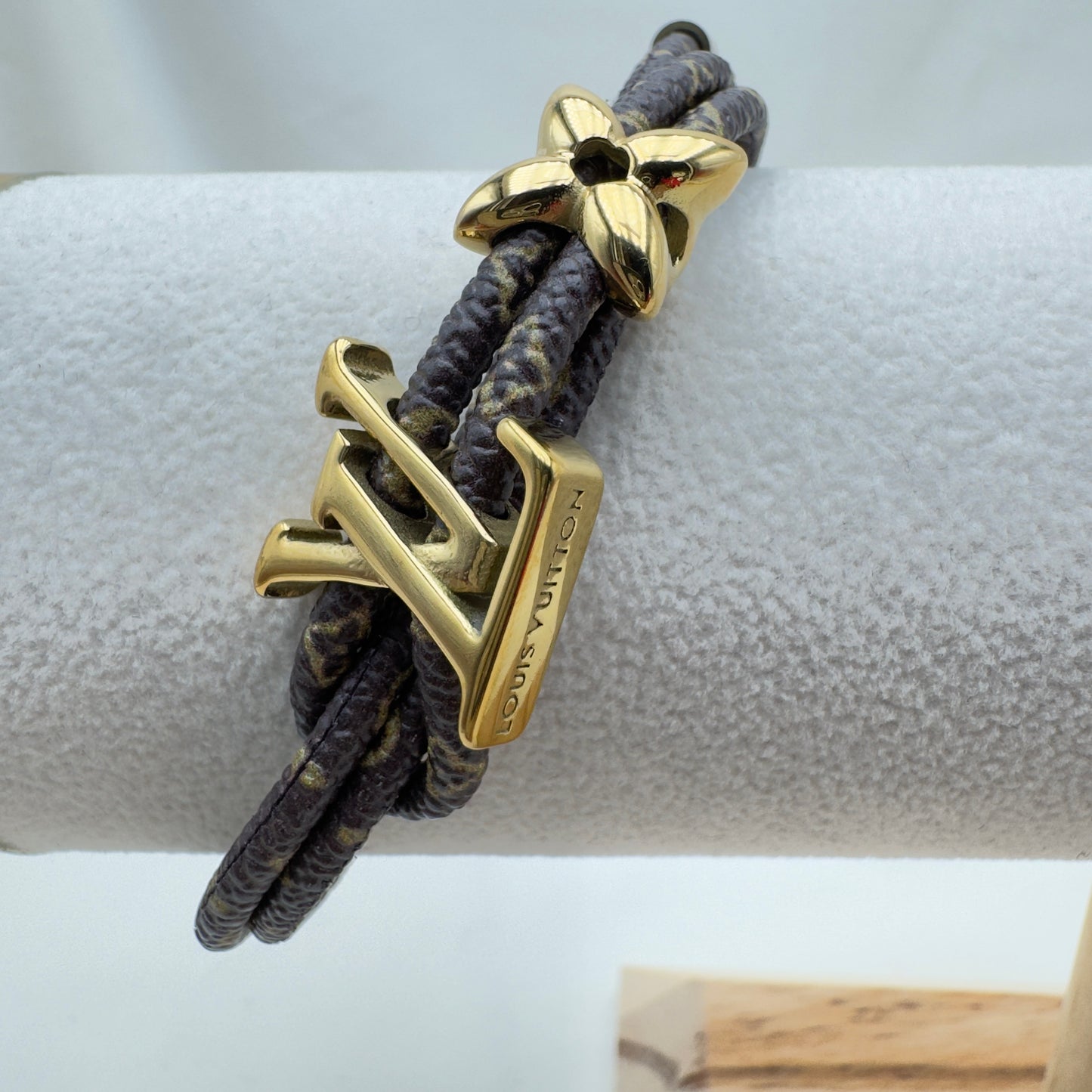 Bracciale Doppio Stile Monogram Oro LV