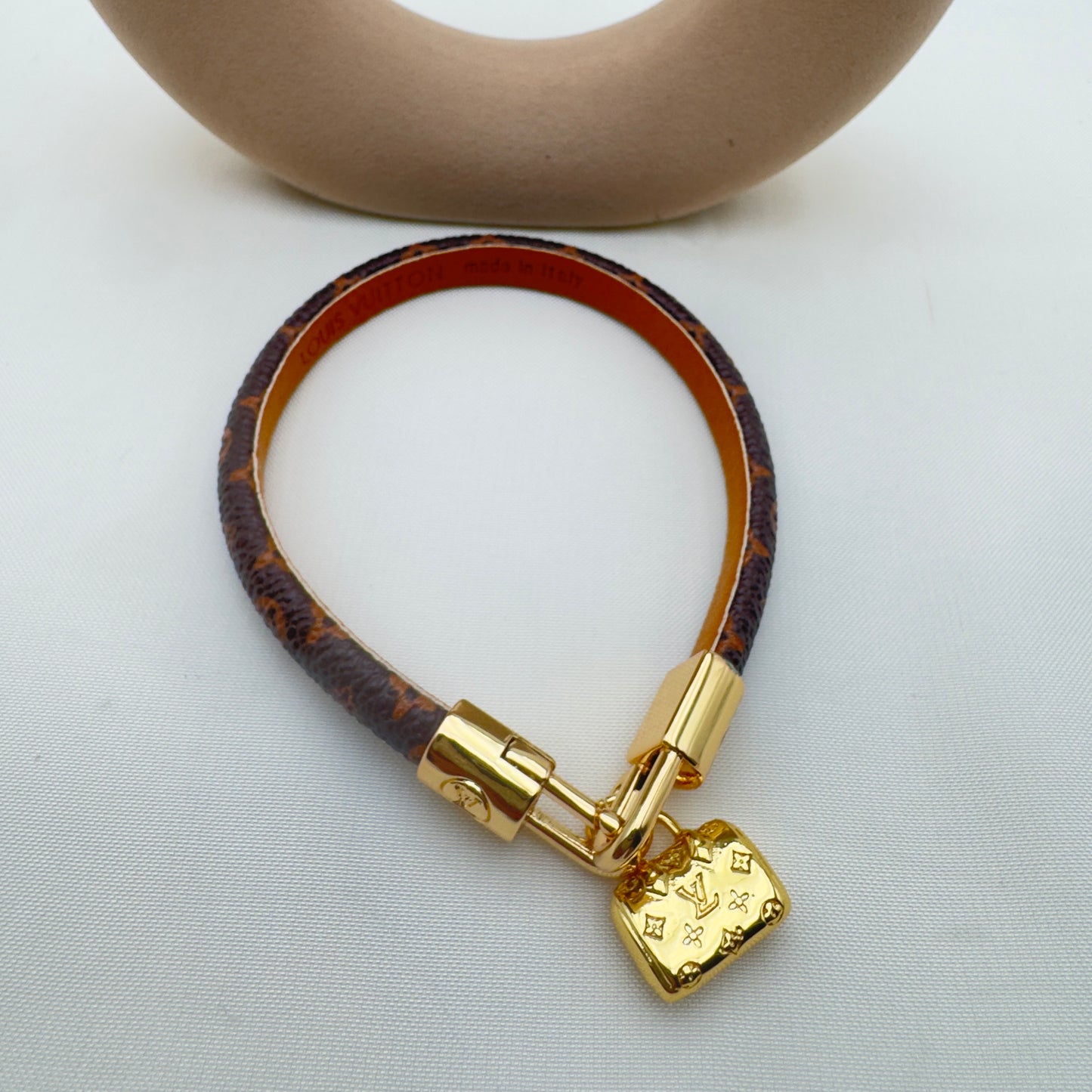 Bracciale Monogram Charm Oro LV