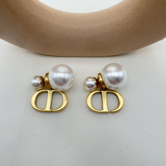 Orecchini Dior Pearl Icon Oro