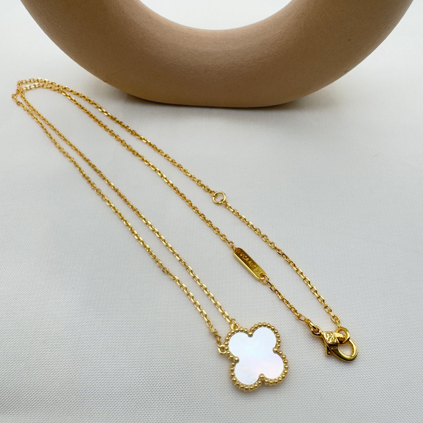 Collana VC Madreperla – Oro