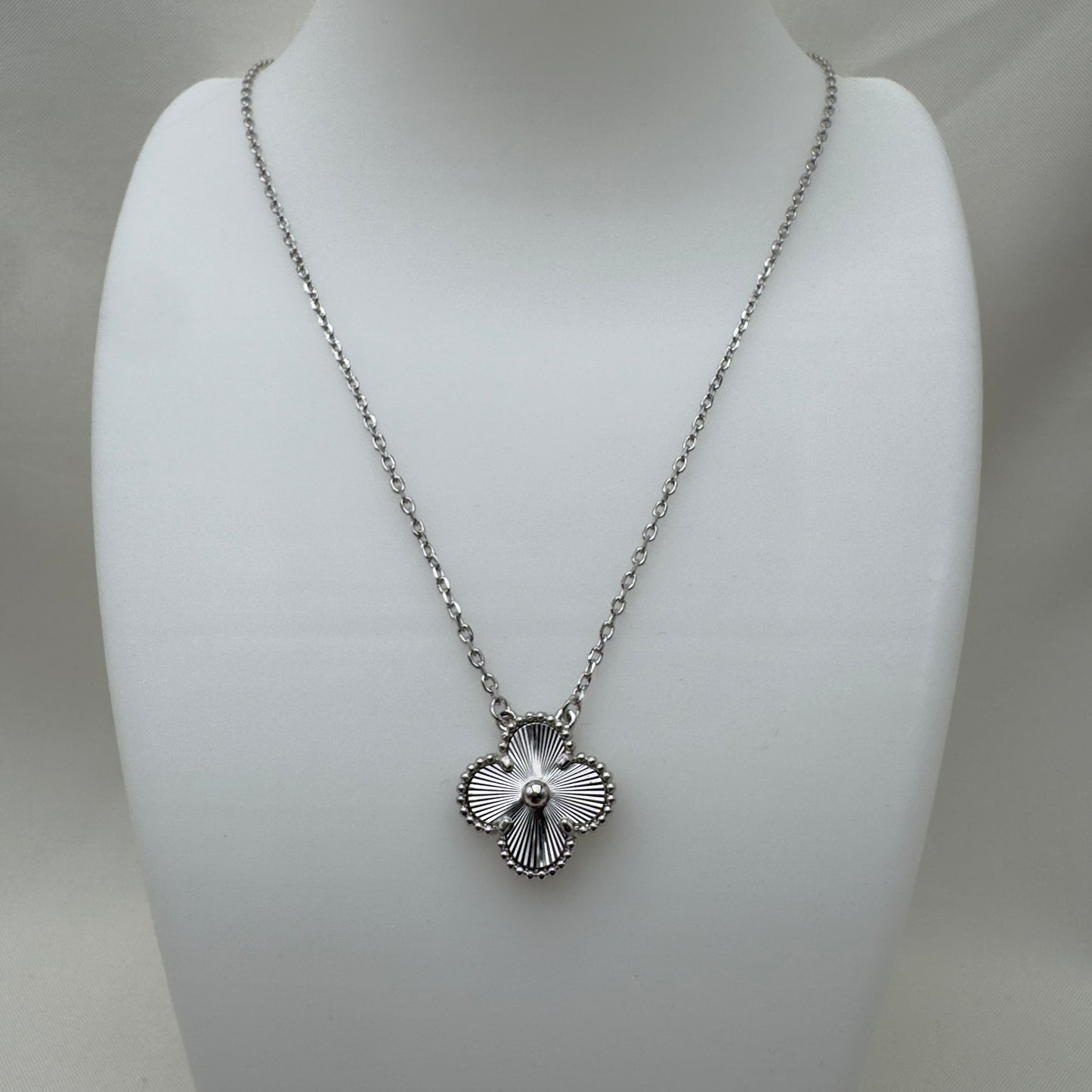Collana Fiore Luminoso Argento VC