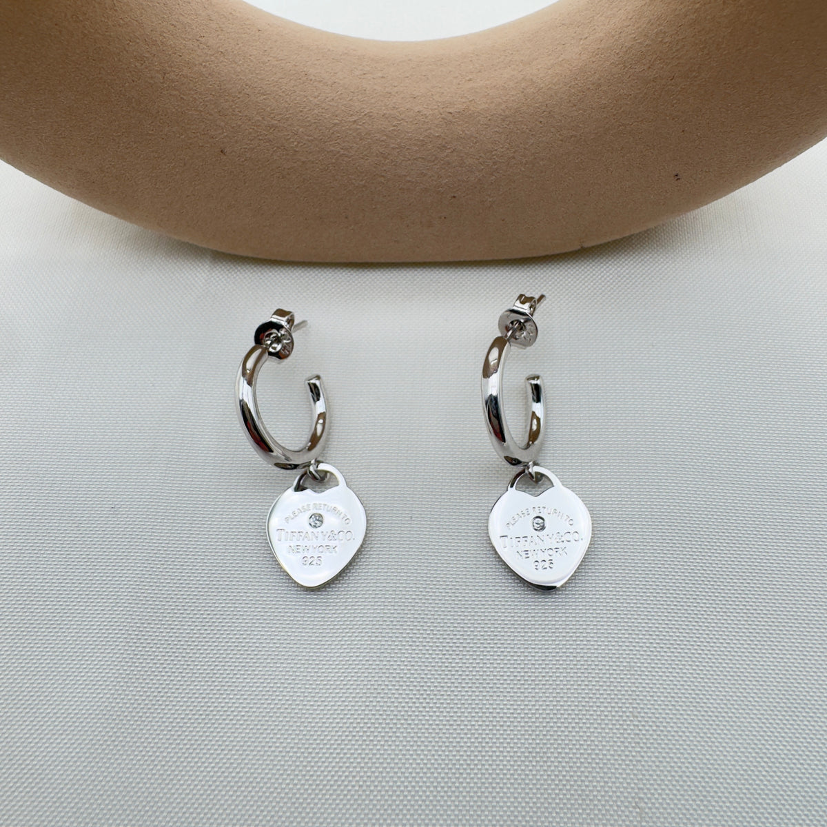 Orecchini Tiff Heart Hoop
